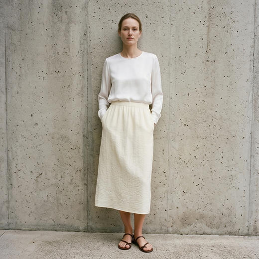 PALUOPO/PL松紧腰显瘦直筒设计感开叉减龄桑蚕丝半身裙ES251159B 商品图3