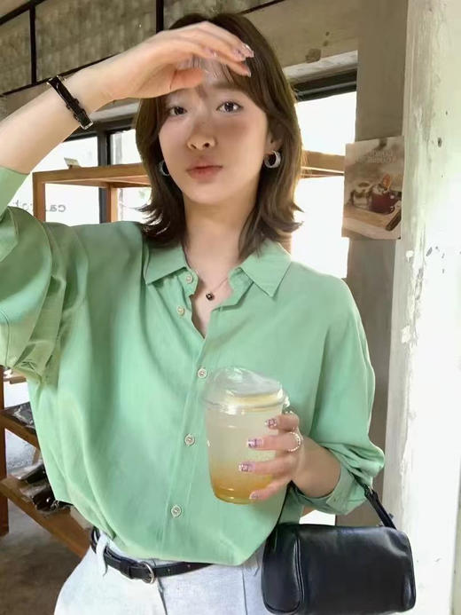爆款3-7天发货！cosAcosB显白苹果绿高级感显瘦百搭荃棉衬衫 VQJ26033497 商品图0