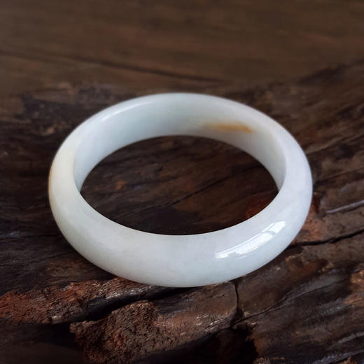 【天然正品】 A货翡翠 天然细腻正桩糯种浅紫飘黄55号翡翠手镯 220426NJ36 商品图4