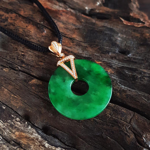 【天然正品】 A货翡翠 AU750玫瑰金镶钻镶天然细腻满绿糯冰种平安扣翡翠吊坠项链 100426TJ12 商品图3