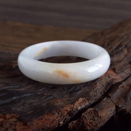 【天然正品】 A货翡翠 天然细腻正桩糯种浅紫飘黄55号翡翠手镯 220426NJ36 商品图3