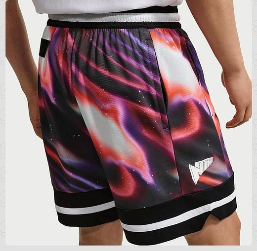 【店庆提前购】【8.8折】7楼NIKE耐克男短裤夏季新款透气速干篮球运动裤印花五分裤IR6283-100吊牌价399折后价351 商品图1