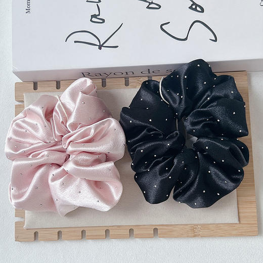 缎面高级感ZY小灯泡珠光发圈-纪念日百货门店同款171045967 商品图1