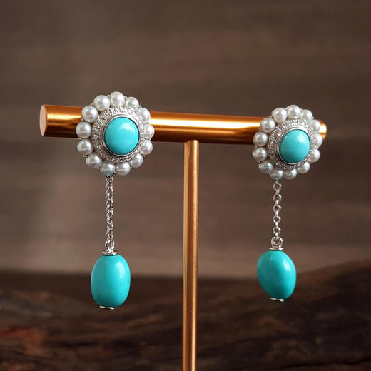 【天然正品】 AU750精品白金镶钻镶天然原矿高瓷高蓝绿松石配珍珠耳坠 010426NJT04 商品图3