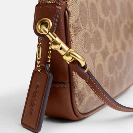 【爆】1楼COACH蔻驰女士经典标志PLAZA 18号手袋 吊牌价750 现价689 商品图4