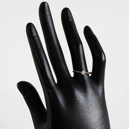 莱绅通灵 AU750白金经典简约六爪款0.136克拉钻石戒指 14号（戒圈可改） 160426NJM79 商品图7