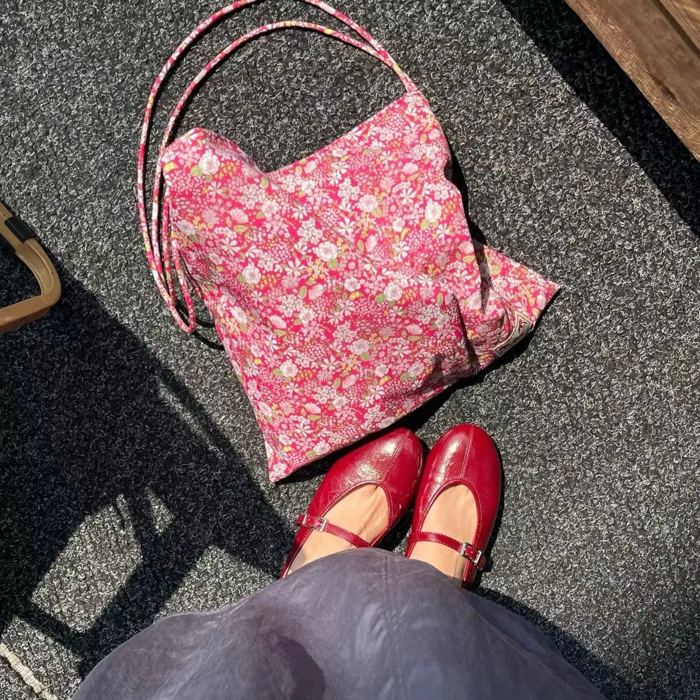 预售一周 日产 设计师款百搭夏日碎花单肩包 大容量轻便托特包