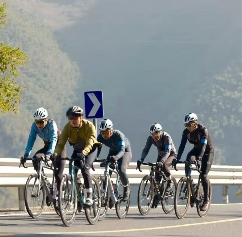 5月1日  公路车练腿·新场古镇