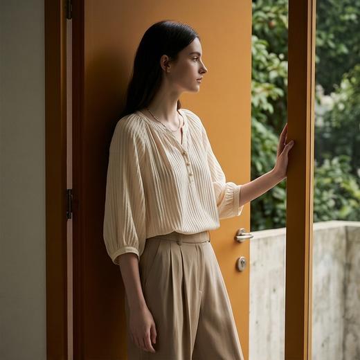 PALUOPO/PL桑蚕丝小V领减龄时尚百搭宽松显瘦真丝T恤ES250868Z帕罗 商品图1