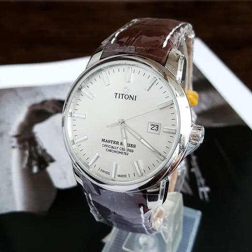 【全新】TITONI 梅花83188 S-ST-575自动机械机芯日期显示41MM（男款）Master Series大师系列精钢170426NJ41 商品图2