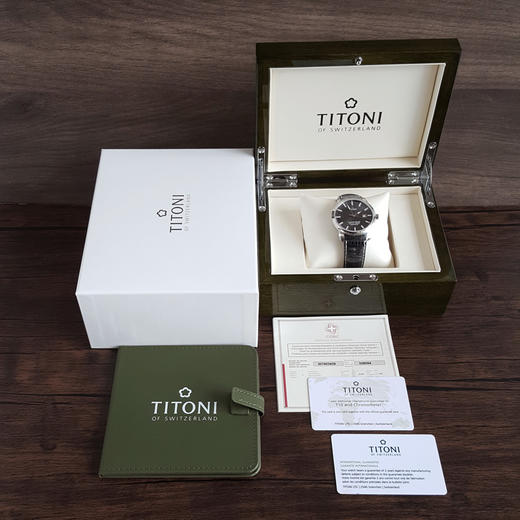 【全新】TITONI 梅花83188 S-ST-576自动机械机芯日期显示41MM（男款）Master Series大师系列精钢170426NJ35 商品图1