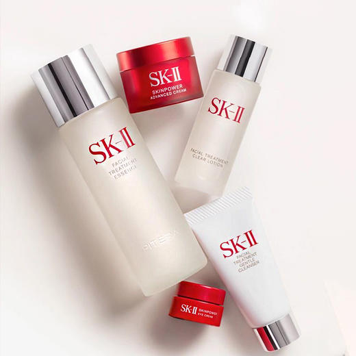 【节日礼物】SK-II爱心小熊试用礼盒 内含：神仙水75ml+清莹露30ml+面霜 15g+ 洁面20g+眼霜2.5g+赠：礼袋 商品图1