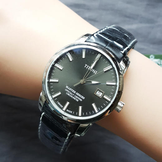 【全新】TITONI 梅花83188 S-ST-576自动机械机芯日期显示41MM（男款）Master Series大师系列精钢170426NJ35 商品图8