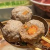 顺丰发货！冻感地带 咸蛋流沙牛肉丸 200g*6袋 牛肉鲜醇 + 咸蛋黄绵密 + 油脂润感 香到跺脚 总肉含量 ≥65% 懒人省时省力 商品缩略图1
