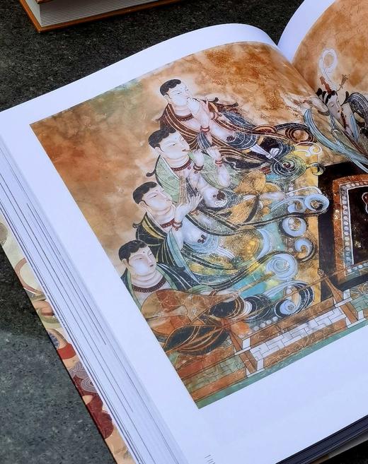 【独家】《三千界壁画》，8开，平装，胡东东绘，天津杨柳青画社2026年3月一版一印，366页，定价398，售价298元 商品图11