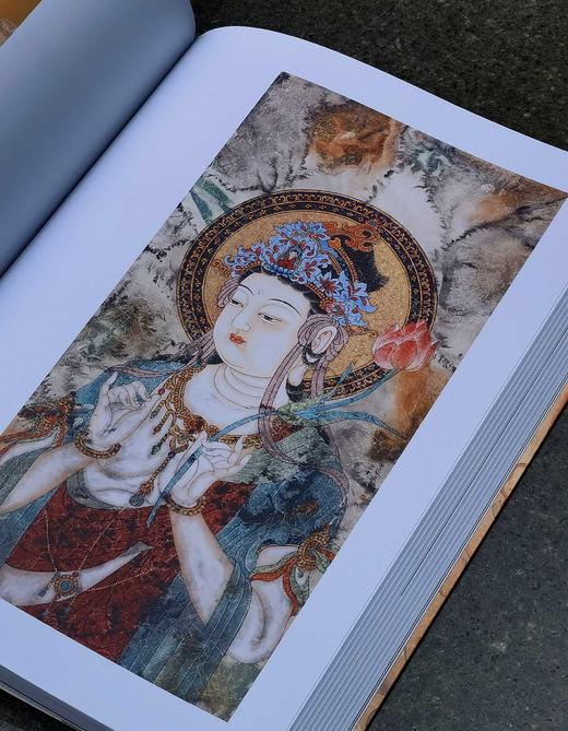 【独家】《三千界壁画》，8开，平装，胡东东绘，天津杨柳青画社2026年3月一版一印，366页，定价398，售价298元 商品图9