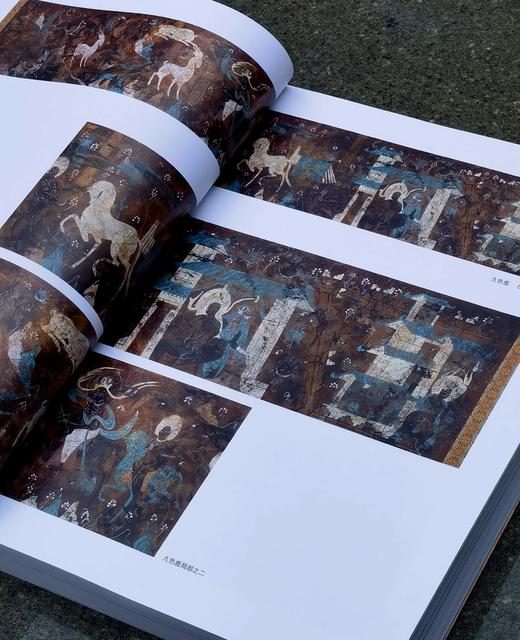 【独家】《三千界壁画》，8开，平装，胡东东绘，天津杨柳青画社2026年3月一版一印，366页，定价398，售价298元 商品图4