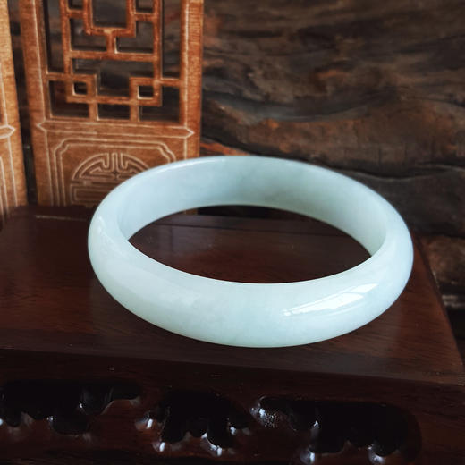 【天然正品】A货翡翠 天然正桩细腻无纹裂60号糯种浅绿翡翠手镯 281025AH14 商品图6