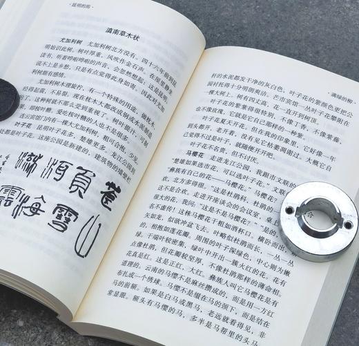 【绝版】旧版书系之:《昆明的雨》，小32开，平装，汪曾祺著，云南人民出版社2016年一版二印，248页，定价25元，售价18元。 商品图5