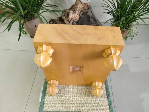 13cm香榧棋墩，规格：42×45.8×13cm（不含脚高度）总高度23cm，价格18000元 商品图2