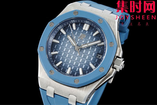 APP爱彼皇家橡树离岸型15605系列 新款43mm 男士腕表 15605SK 烟熏蓝 微醺蓝 商品图2