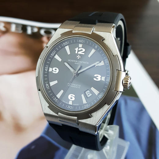 【95新】Vacheron Constantin 江诗丹顿47040/000M-9500自动机械机芯 日期显示 42MM（男款）纵横四海系列 精钢/钛金属280426NJ06 商品图1
