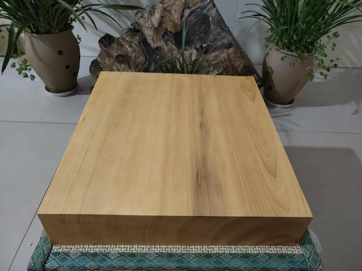 9cm香榧桌上盘，规格：43.7×47×9cm，价格11500元 商品图2