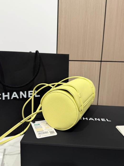 春季特惠💰1000 原单香奈儿26P 春夏预告系列
Chane1 26P Preppy 保龄球包AS6143 商品图2
