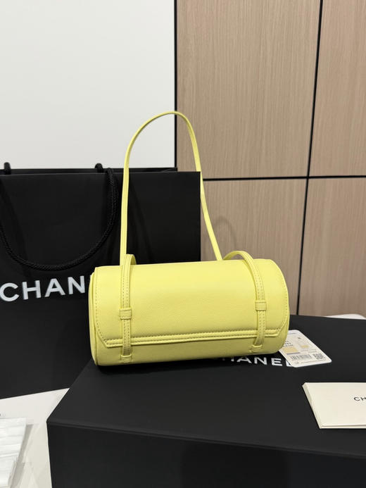 春季特惠💰1000 原单香奈儿26P 春夏预告系列
Chane1 26P Preppy 保龄球包AS6143 商品图1