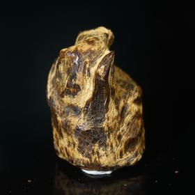 BC.OF4.29-5  达拉干沉水留疤，3.78g