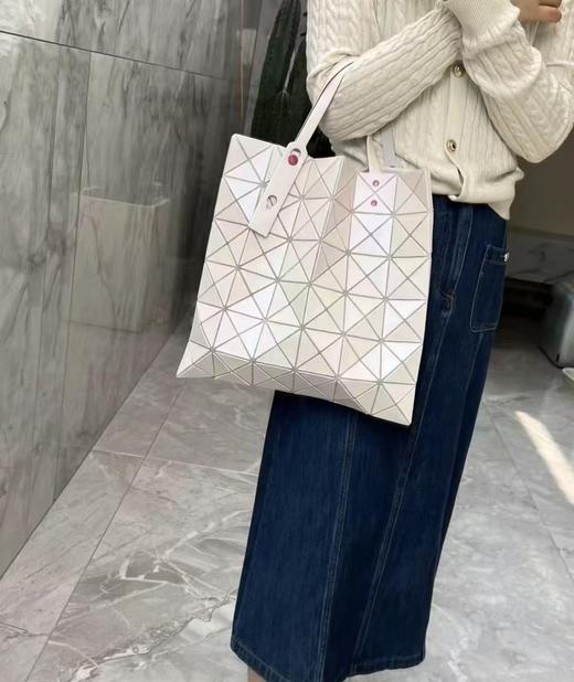 特价出！ 夏天y定要有的三宅包包！ 商品图2