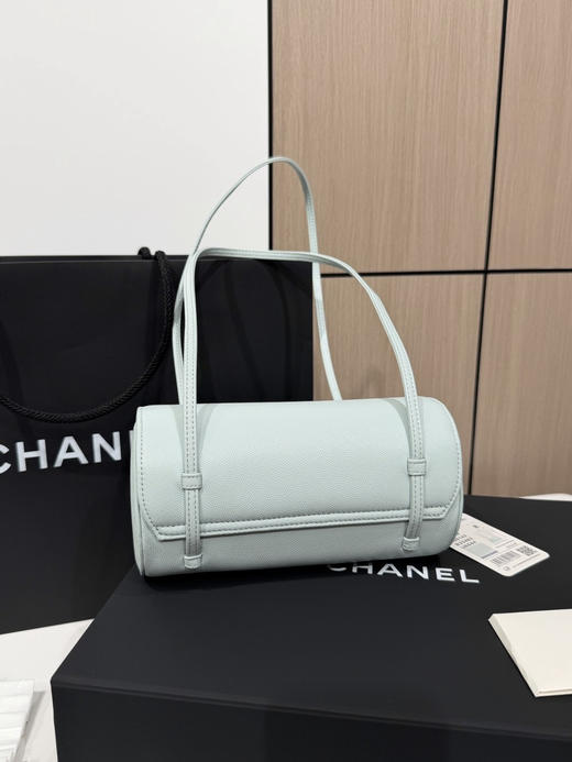 春季特惠💰1000 原单香奈儿26P 春夏预告系列
Chane1 26P Preppy 保龄球包AS6143 商品图1
