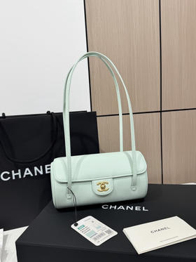 春季特惠💰1000 原单香奈儿26P 春夏预告系列
Chane1 26P Preppy 保龄球包AS6143