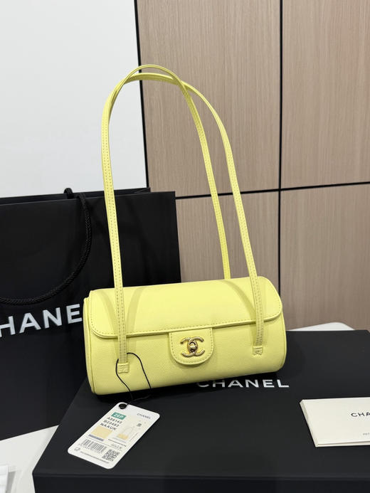 春季特惠💰1000 原单香奈儿26P 春夏预告系列
Chane1 26P Preppy 保龄球包AS6143 商品图0