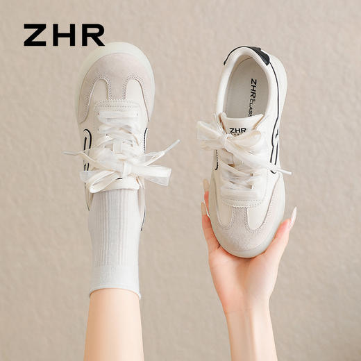 ZHR德训鞋女2026新款春夏百搭时尚芭蕾风板鞋休闲运动软底小白鞋 商品图1