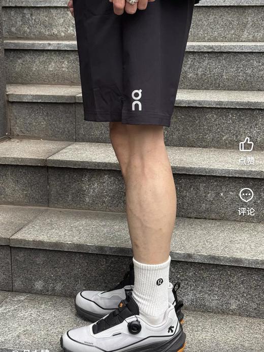 毒家，三色！ 瑞士 On昂跑Essential Shorts 轻量快干跑步运动短裤   开叉on短裤 商品图5