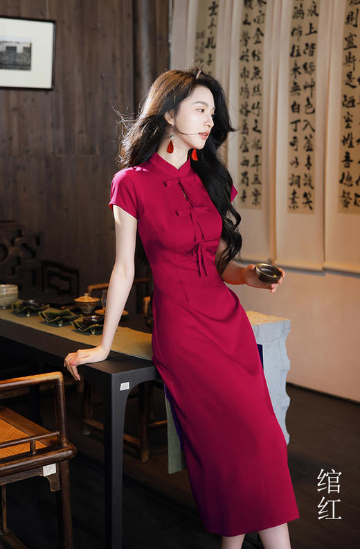 逸红颜明月优选｜#【绾红】🌹复古热烈 · Miu系·新中式手工蝴蝶结醋酸缎面旗袍裙 商品图2