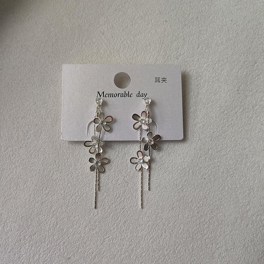 新款夏季花朵甜美长款耳饰耳夹-纪念日百货门店同款171495360 商品图4