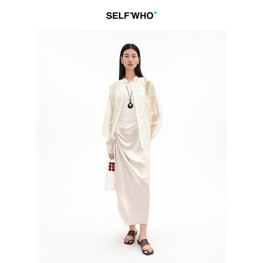 SELFWHO醋酸重工冰裂纹新中式半身裙女2026夏新款压褶装饰直筒裙 商品图3