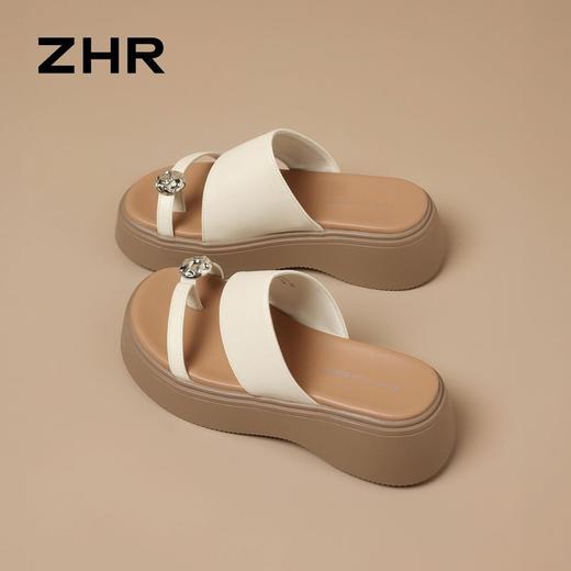 ZHR厚底增高水钻一字拖鞋女外2026夏季新款时尚平底法式沙滩拖鞋 商品图0