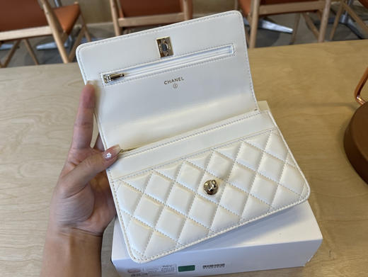 春季特惠💰980 原单香奈儿A96135 25P新款编织手柄WOC 25P系列出了很多款盒子包 商品图6