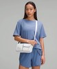 Lulu Multi-Pocket 2.5L多口袋斜挎包 商品缩略图4