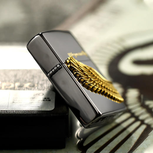 TM8895955116 Zippo 【飞得更高】正版打火机徽章黑冰贴章进口送男友老公生日礼物 商品图5