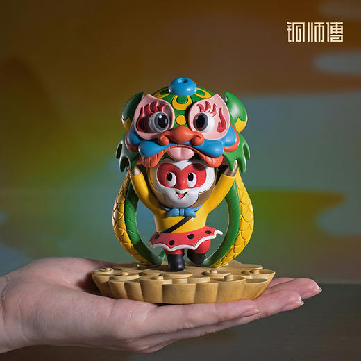 铜师傅《大闹天宫之悟空舞狮》正版授权 孙悟空齐天大圣铜摆件 商品图4
