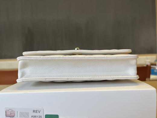 春季特惠💰980 原单香奈儿A96135 25P新款编织手柄WOC 25P系列出了很多款盒子包 商品图5