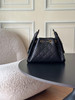 春季特惠💰1150 原单香奈儿 拼色五金到货 𝟮𝟱𝗕𝗮𝗴 𝗺𝗶𝗻𝗶秀场热门𝟤𝟧𝖡𝖺𝗀 球纹皮 嬉皮𝗁𝗈𝖻𝗈腋下包AS5631小号复古金币纽扣抽绳水桶包 商品缩略图2