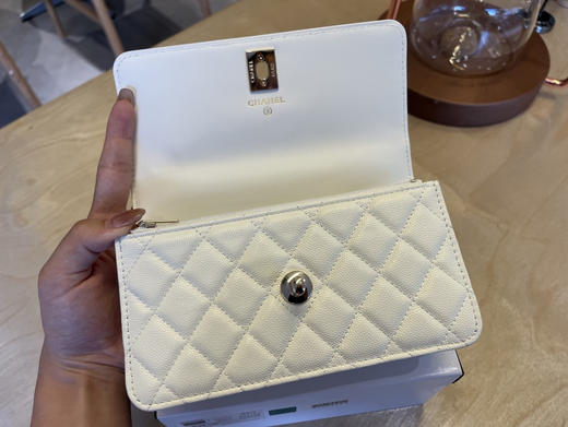 春季特惠💰1000 原单香奈儿 25ss新款系列woc风琴包 甜美的小香包A96152 商品图7