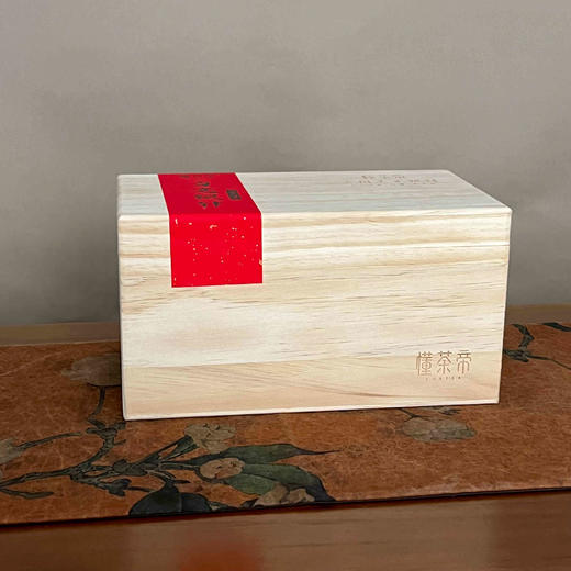 懂茶帝-福鼎白茶2024年特级老树头采白毫银针250g/箱 商品图2