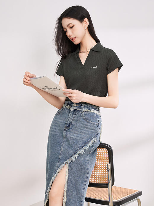西遇POLO翻领T恤短款女夏季新款字母刺绣设计感休闲通勤百搭LYM39203 商品图0
