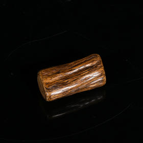 AN0429-19-4 东马老料手把玩料10.66g